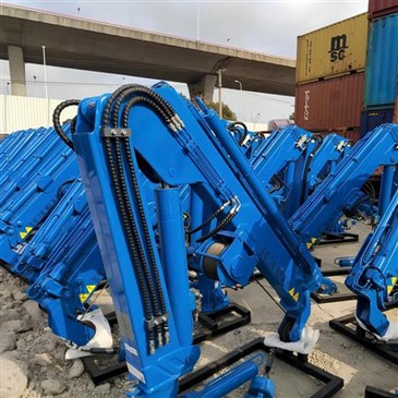 Too Many "Dead Corners" in Lifting Operations? Knuckle Boom Cranes Make "Can't Reach, Can't Fit" a Thing of the Past