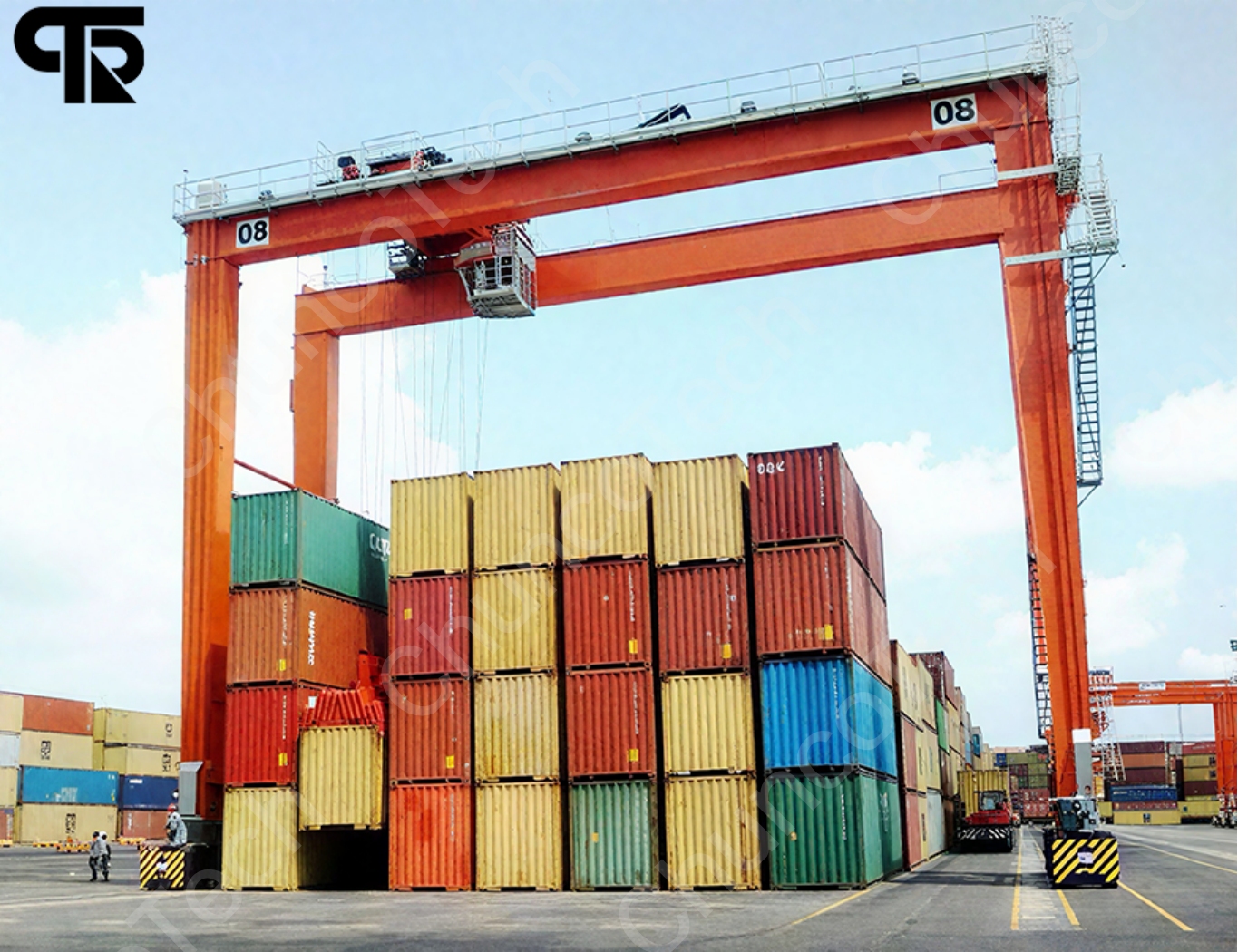 RTG Cranes Use Rail-Free Travel and Flexible Steering to Become the "Mobile Workhorse" for "Stack-Three-Pass-Four" Container Yard Operations