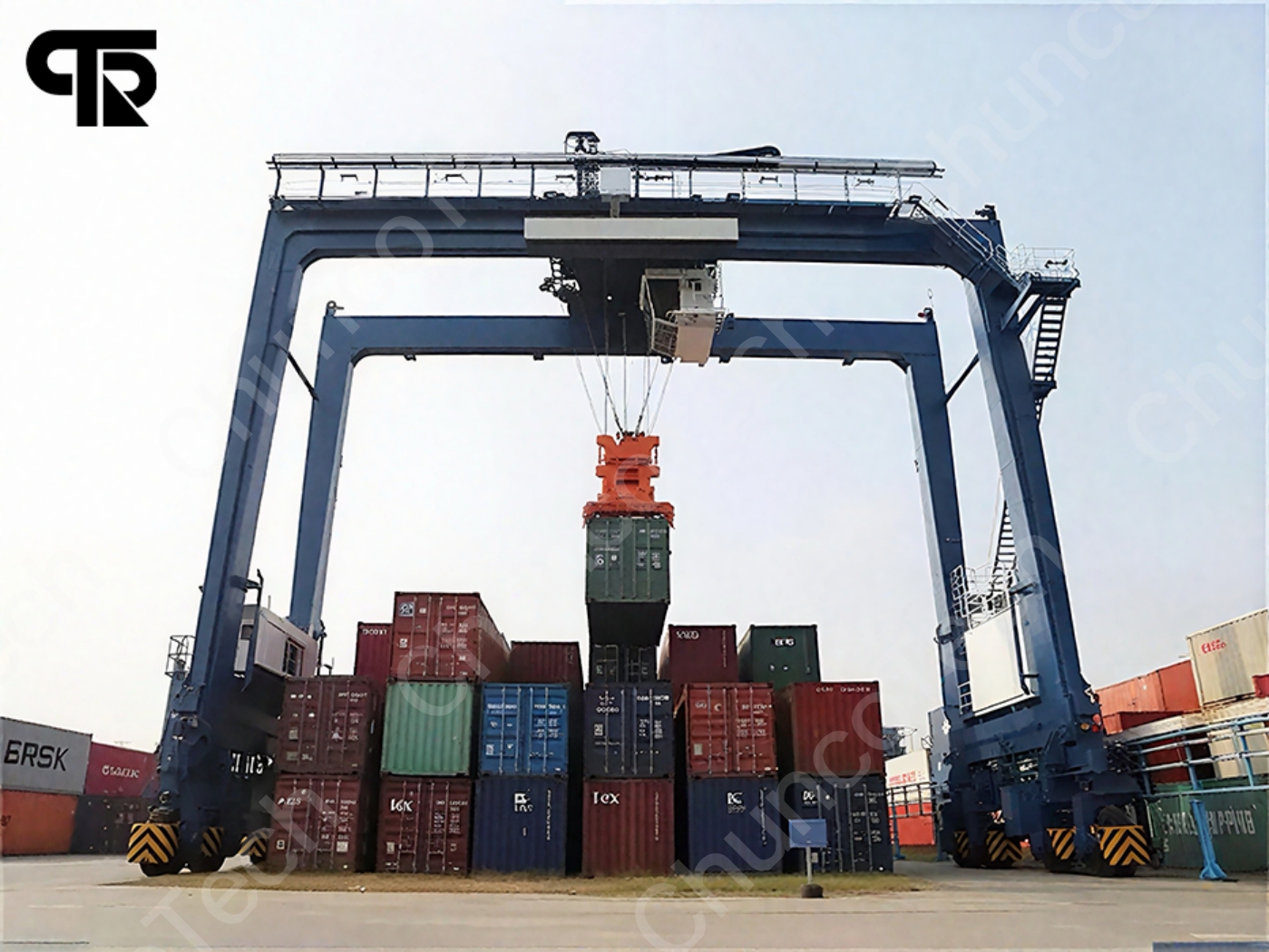 RTG Cranes Use Rail-Free Travel and Flexible Steering to Become the "Mobile Workhorse" for "Stack-Five-Pass-Six" Container Yard Operations