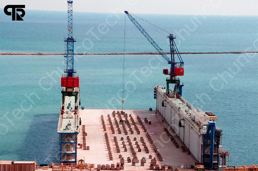 Floating Dock Cranes Use Floating Platform Adaptability to Become the "Ocean-Pacifying Anchor" for Ship Repair and Offshore Construction