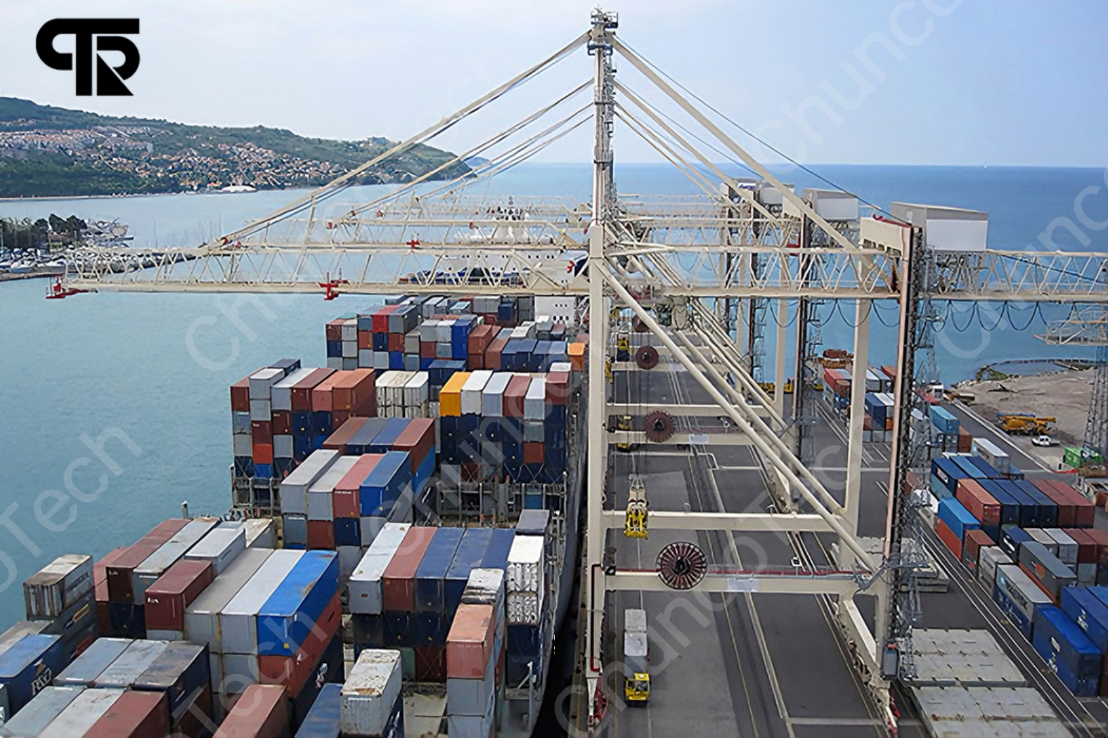 STS Cranes Use Ultra-Large Outreach and Ultra-High Efficiency to Become the "Quayside Backbone" for Ship-to-Shore Container Handling at Terminals